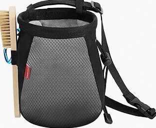 Black Diamond Mojo Zip Chalk Bag with Zippered Pocket for Rock Climbing and Gym Sports product image